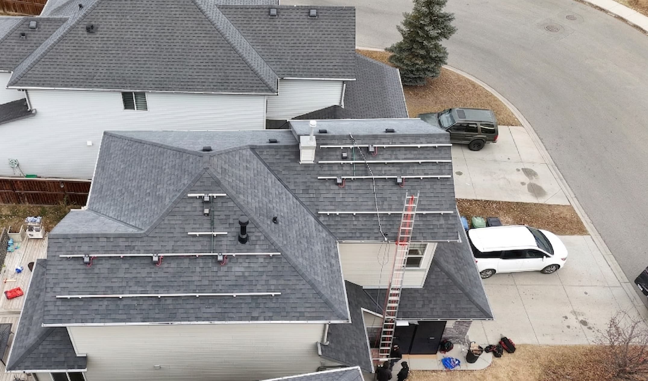 Calgary Single Family - Photo 1